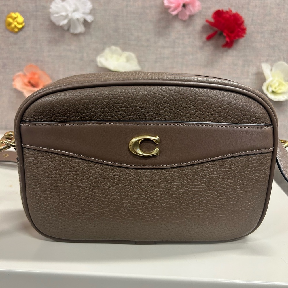Coach Camera Crossbody Bag - Picture 8 of 8